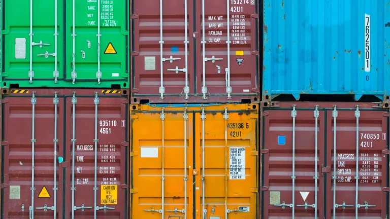La CNMC pide una ventanilla única para que las pymes accedan a ayudas y financiación para internacionalizarse