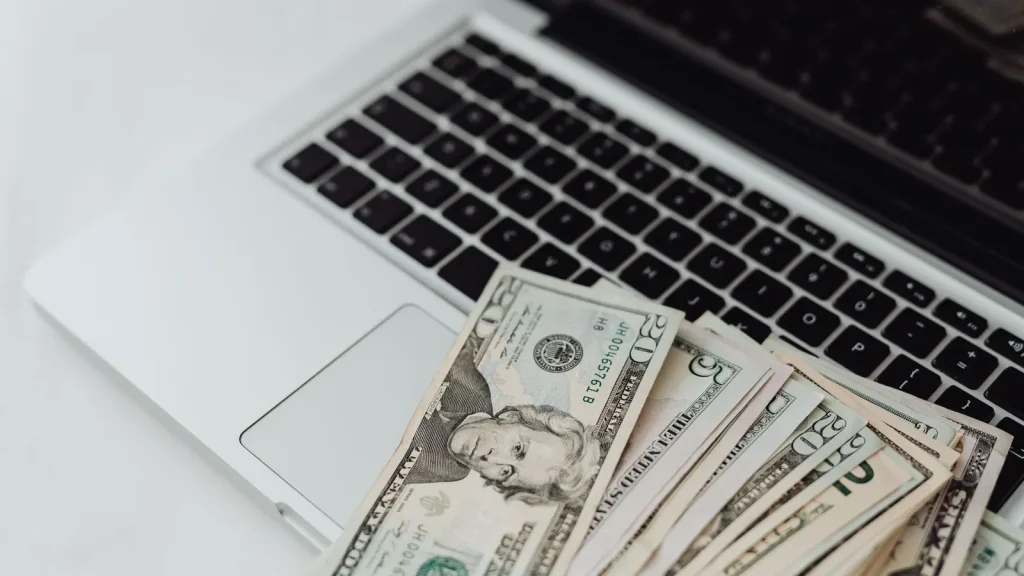 Startup analizando financiación para su crecimiento.