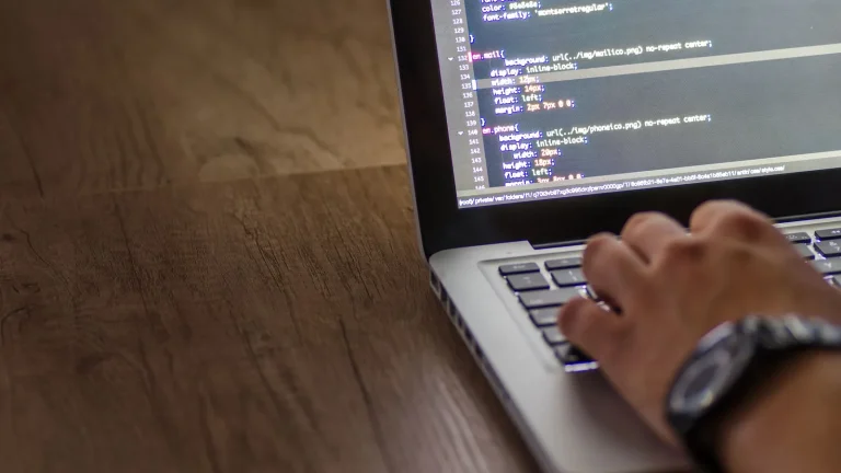 GitHub deja de mostrar los artefactos expirados de Actions en la interfaz y la API