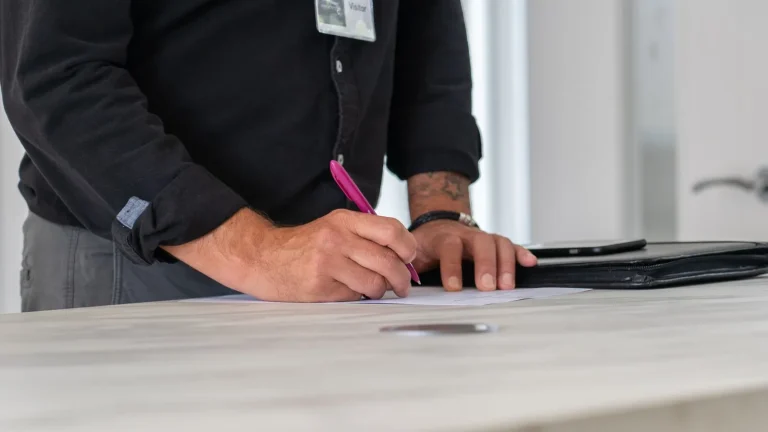 Materiales y mano de obra en presupuestos de instaladores: cómo evitar descuadres al facturar