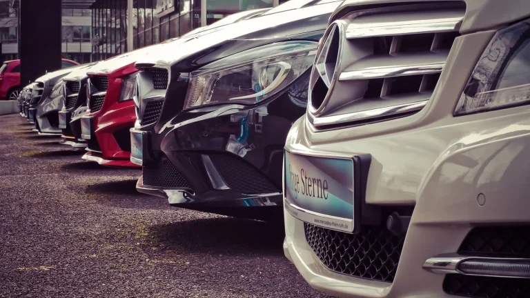 Asturias prepara ayudas de 2.400 € para cambiar coches y vehículos comerciales antiguos
