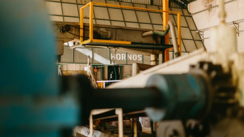 Instalación industrial relacionada con nuevos proyectos estratégicos de inversión empresarial.