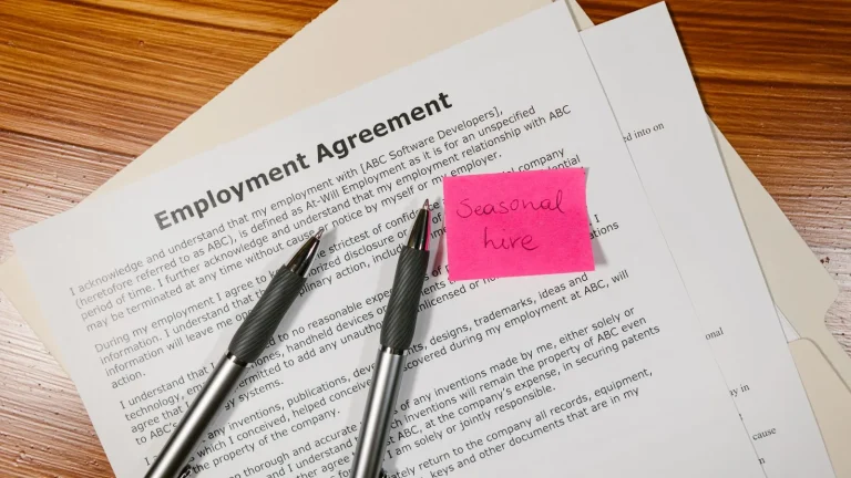 Desde el 5 de octubre cambian los contratos: nueva información obligatoria para empresas y trabajadores