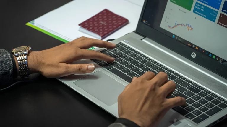 Software para autónomos: qué funciones merece la pena tener en una sola plataforma