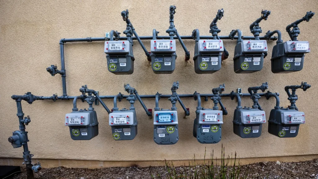Contadores de gas de un negocio afectados por el coste energético